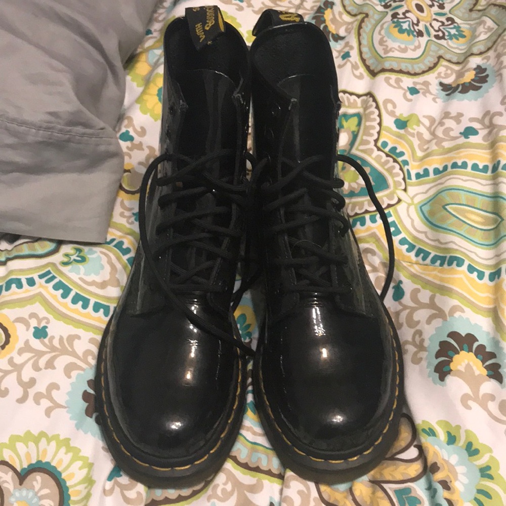 doc martens 1460